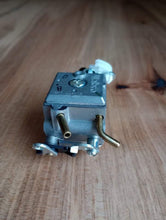 Load image into Gallery viewer, BLUESAWS OEM Walbro HD 12 hd 6 hd 58 WITH CABLE ROLLER for HUSKY 362, 365, 371, 372XP Chainsaws 503281805