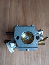 Load image into Gallery viewer, BLUESAWS OEM Walbro HD 12 hd 6 hd 58 WITH CABLE ROLLER for HUSKY 362, 365, 371, 372XP Chainsaws 503281805