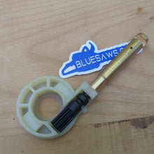 Load image into Gallery viewer, Bluesaws Chainsaw Oil Pump For Husqvarna 51 55 OEM# 503 660 102
