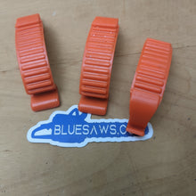 Load image into Gallery viewer, BLUESAWS BULK 3 PACK Top cover buckle Snap Lock For Husqvarna 346XP, 346, 351, 353, 357, 359, 435, 440, 445, 450, 455 Rancher II,  545, 555, 570, 575, 576 Chainsaw OEM 503 89 47 01
