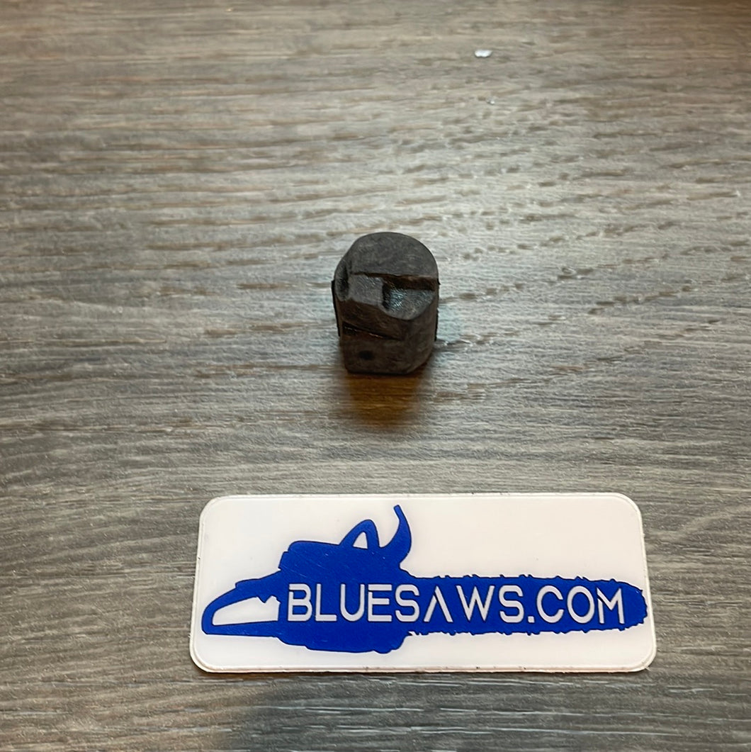 BLUESAWS Oil Pump Connector For STHL MS200T 020T OEM# 1129 647 5701