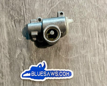 Load image into Gallery viewer, BLUESAWS Oil Pump For Stihl 028 028AV 028 SUPER 028 WOOD BOSS OEM# 1118 640 3210
