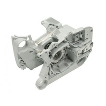 Load image into Gallery viewer, BLUESAWS Crankcase For STHL MS660 066 OEM#1122 020 2116
