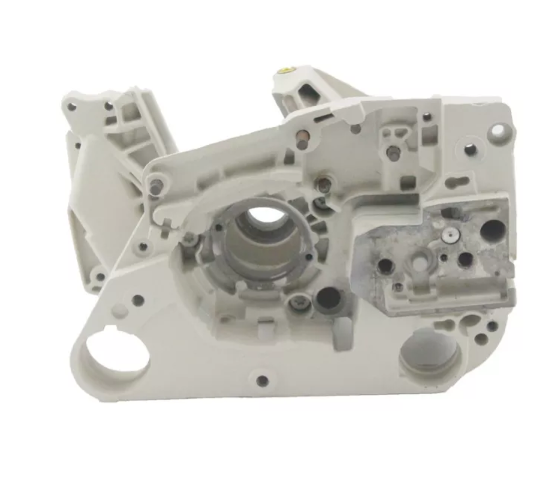 BLUESAWS Crankcase For STHL 024 026 MS240 MS260 OEM#1121 020 2117